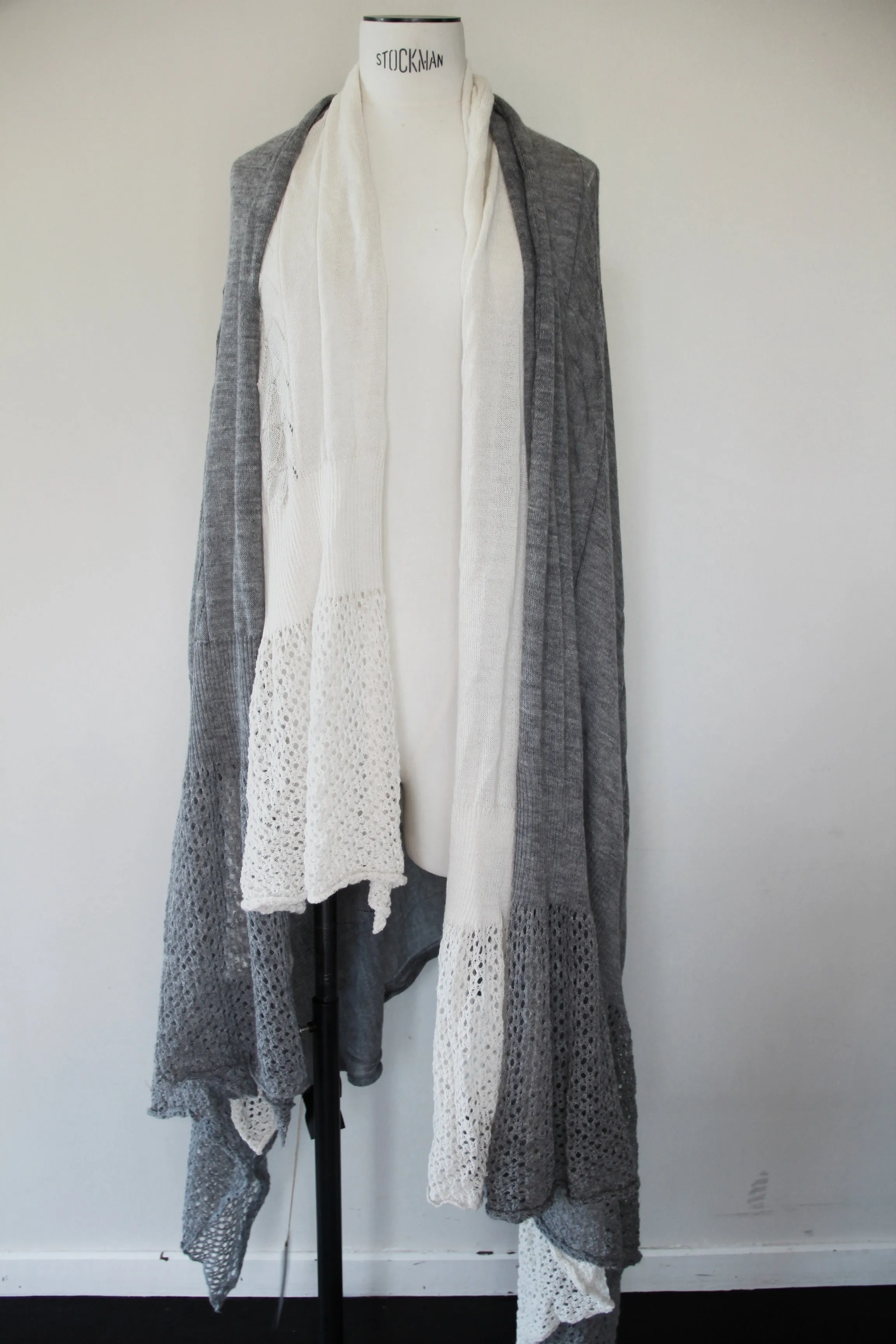 Amano Baby Alpaca oversize wrap-OIive