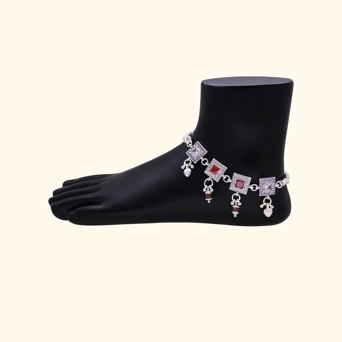 Intricately Designed Silver Payal for Queens