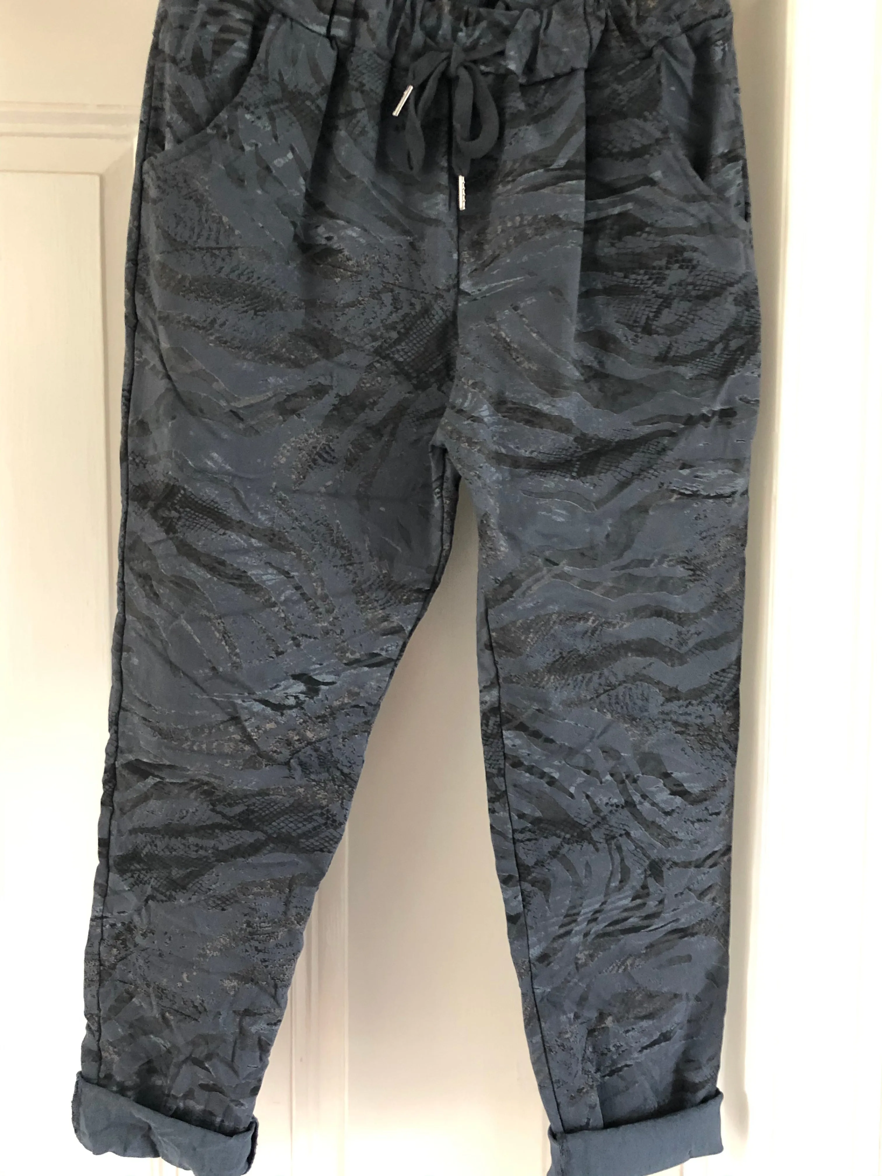 SNAKE MAGIC PANTS